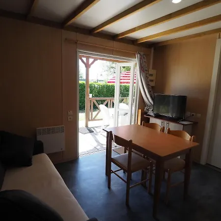 Camping Le Sorlut Cozes Exterior photo