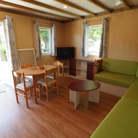 Camping Le Sorlut Cozes Exterior photo