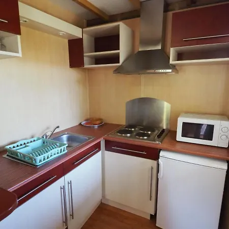 Camping Le Sorlut Cozes Exterior photo