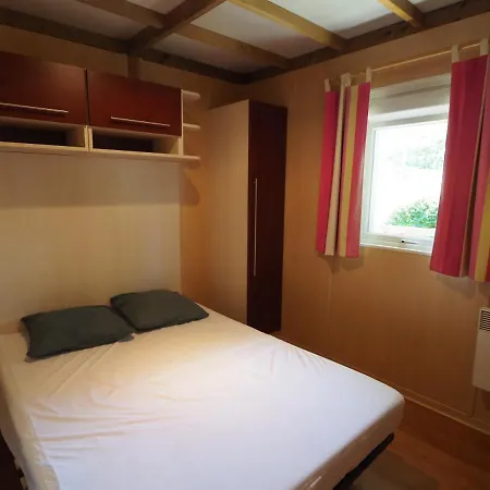 Camping Le Sorlut Cozes Exterior photo