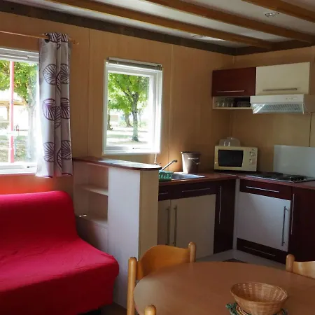 Camping Le Sorlut Cozes Exterior photo