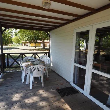 Camping Le Sorlut Cozes Exterior photo